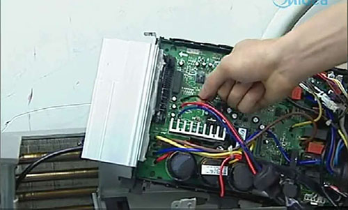 大同美的空调电话是多少